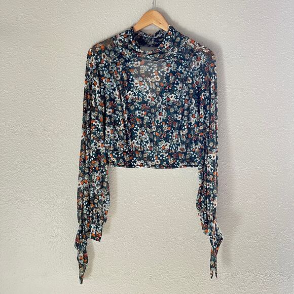 NEW Free People all dolled up floral cropped blouse - Picture 2 of 12